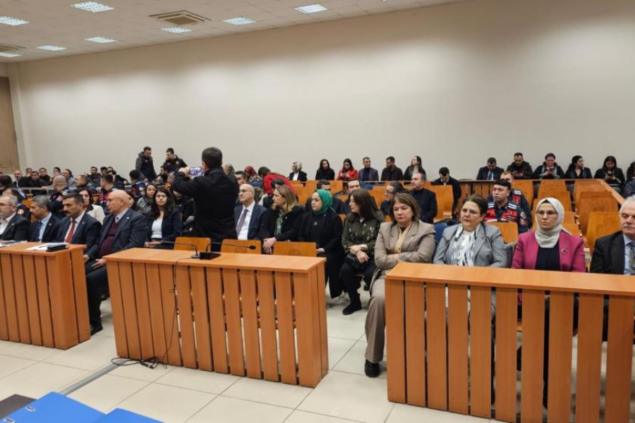 The Chair of the Parliamentary Human Rights Investigation Commission and AKP Osmaniye MP Derya Yanık, together with commission member MPs, is seen at the second hearing of the Narin case.